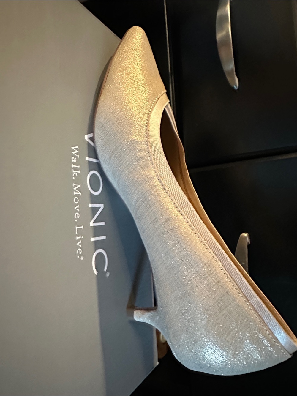 Vionic Women's Sparkle Pointed-Toe Pump in Champagne Gold